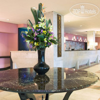 AZIMUT Отель Аэростар Москва  Лобби отеля