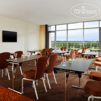 Skypoint Luxe Hotel Sheraton Sheremetyevo Hotel Classroom