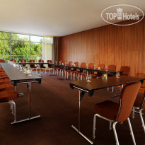 Skypoint Luxe Hotel Sheraton Sheremetyevo Hotel U-shape set up