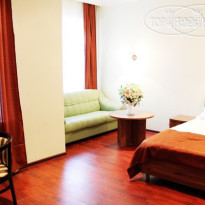 Orange House Hotel