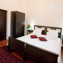 CrossRoads Hotels 