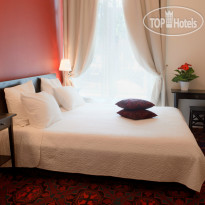 CrossRoads Hotels 