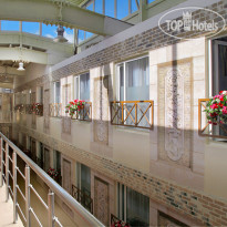 Gallery Voyage Hotel