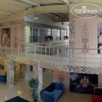 Gallery Voyage Hotel