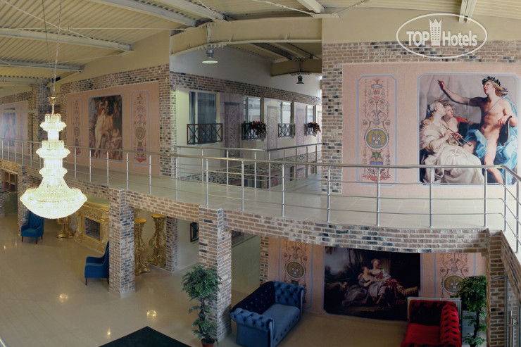 Gallery Voyage Hotel