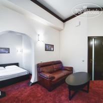 4 Rooms 