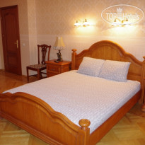 Hermes Tverskaya 