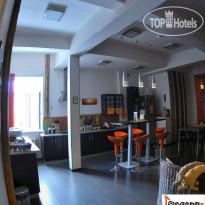 Safari Hostel Кухня