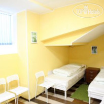 De-Hostel