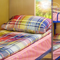 De-Hostel