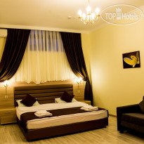 City Life Hotel
