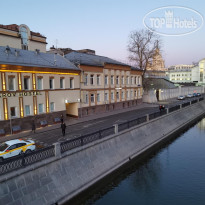 Makarov Hostel
