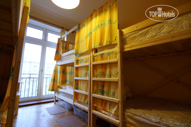 New photos from tourists Рус – Кутузовский (закрыт)
