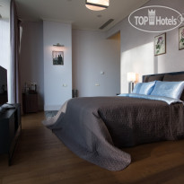 Plus 1 Hotel