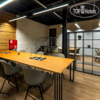 Coworking Hostel Tree