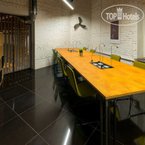 Coworking Hostel Tree