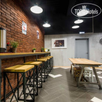 Coworking Hostel Tree