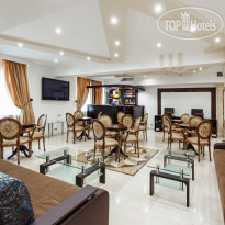 Moscow Holiday Hotel 