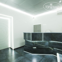 Buran capsule hotel