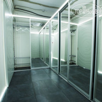 Buran capsule hotel