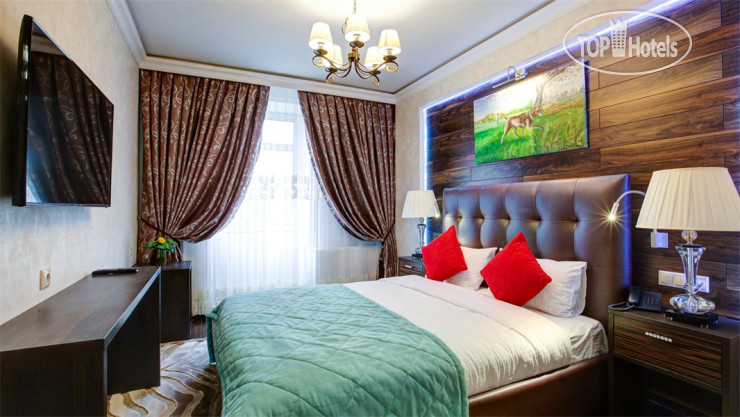 New photos from tourists Nabat Palace