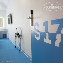 Starboard Side Hotel 