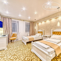 Revival Hotel 