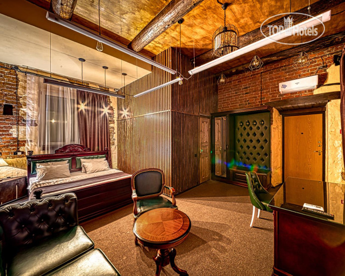 Hotel photo Revival Hotel 