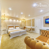 Revival Hotel 