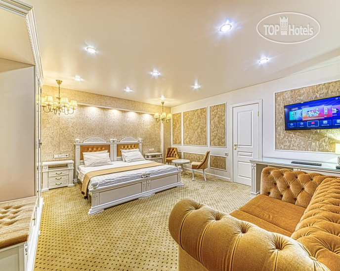 Revival Hotel