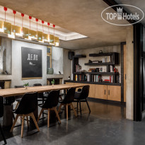MYS Boutique Hotel Переговорная