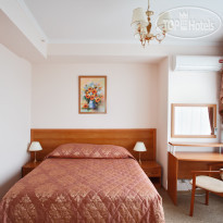 Hotel Astrus - Central tourist house