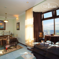 Triumph Palace (Триумф Палас) 