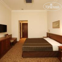 A1 Hotel (closed) 