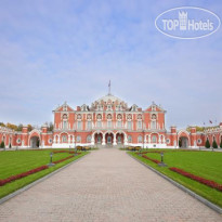 Petroff Palace 