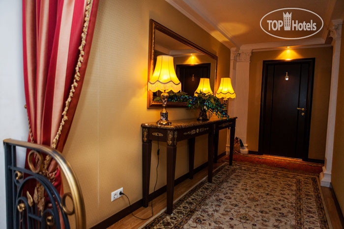 New photos from tourists Шенонсо 4*