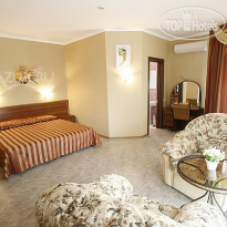 Dreamland Hotel