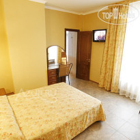 Dreamland Hotel