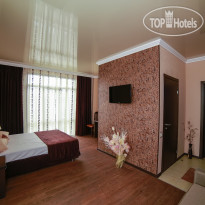 Vavilon Hotel