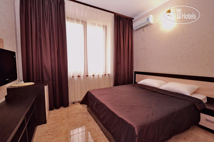 Hotel photo Парус 