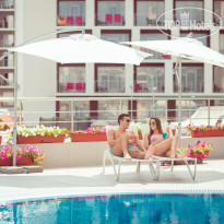 Bridge Resort 
