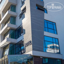 Adriano Hotel