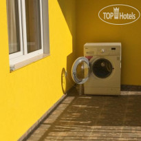 Yellow Guest House 