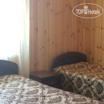 Yellow Guest House 