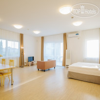 Alpha Sirius Parkoviy Apartaments
