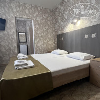 Rich Hotel 