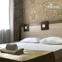 Rich Hotel 