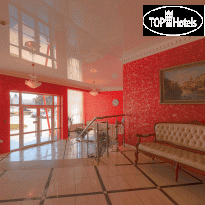 Red Hotel 