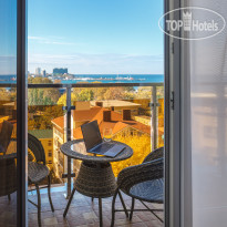 Санмаринн Курортный отель (Sunmarinn Resort Hotel) tophotels