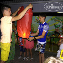 Поющие в терновнике